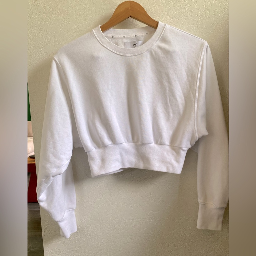Tna airy fleece crop